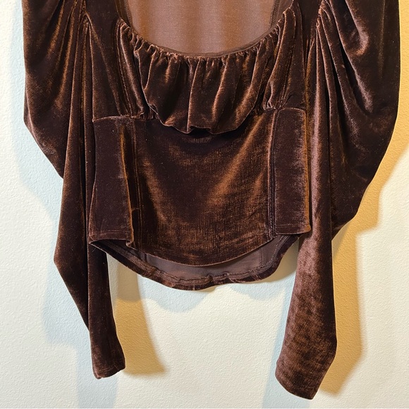 Free People Hold Me Velvet Top Size Medium in Chocolate Brown NWOT - Picture 8 of 10